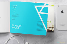 Load image into Gallery viewer, Free Brochure Mockup PSD
